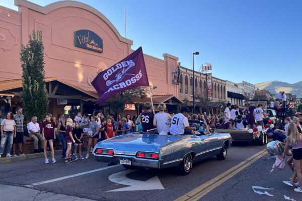parade2